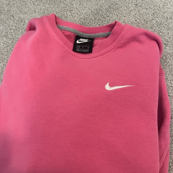 Nike Fuchsia Crewneck Sweatshirt - Picture 3 of 3